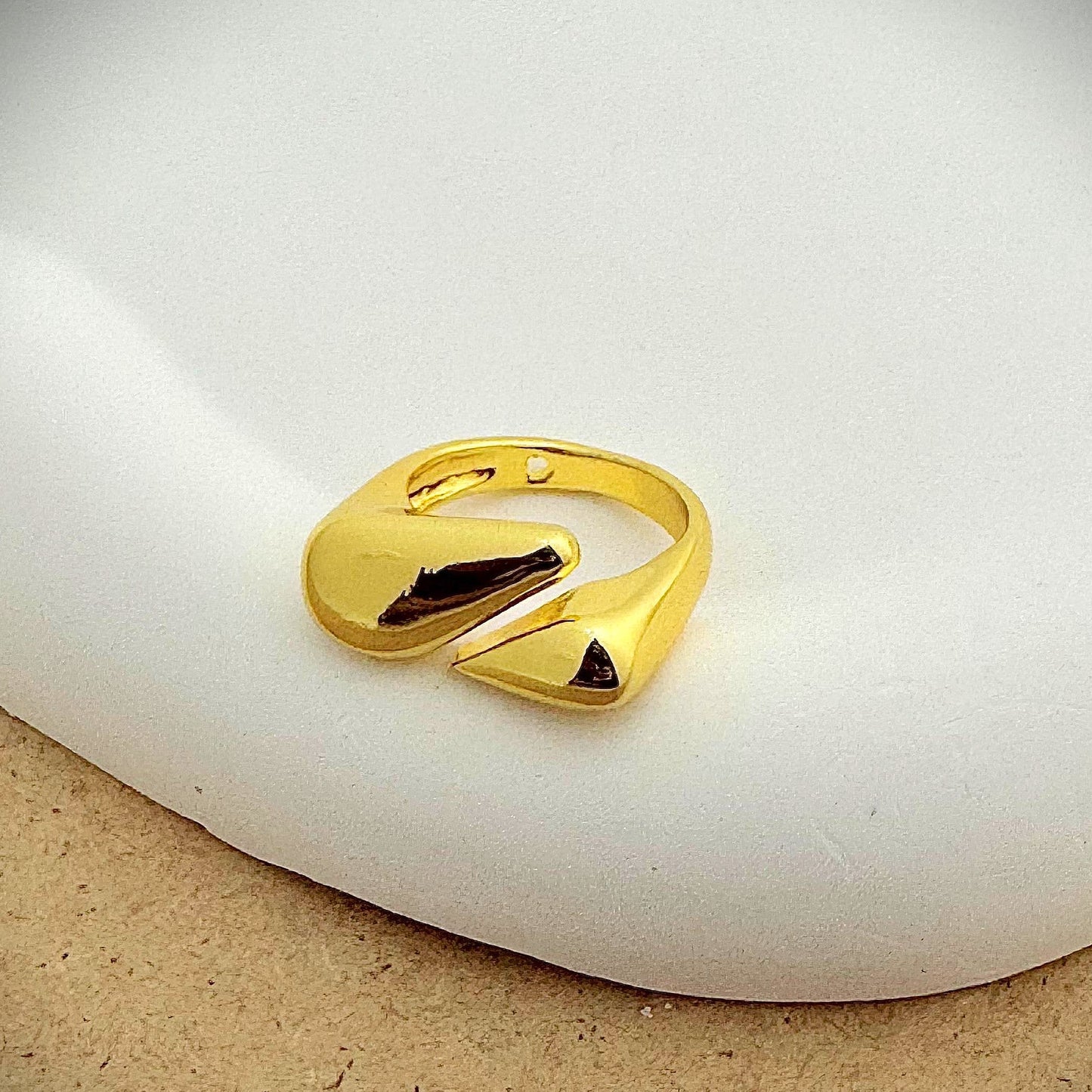 Aurora Teardrop Ring