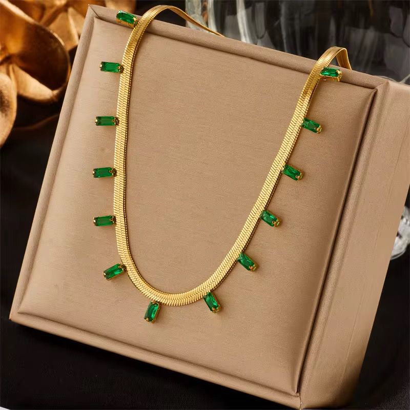 Emerald Envy necklace