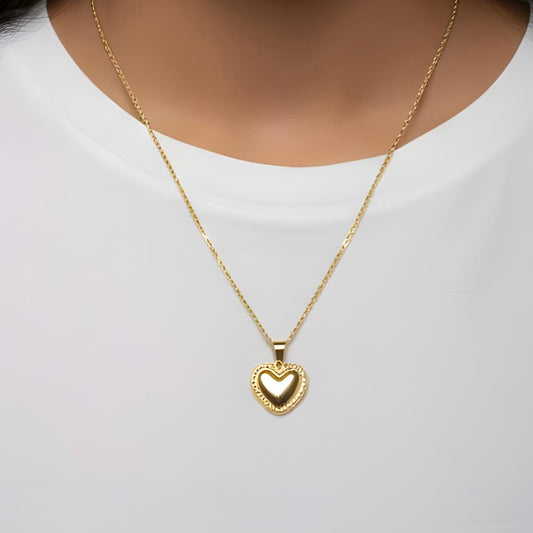 Petite Heart Pendant necklace